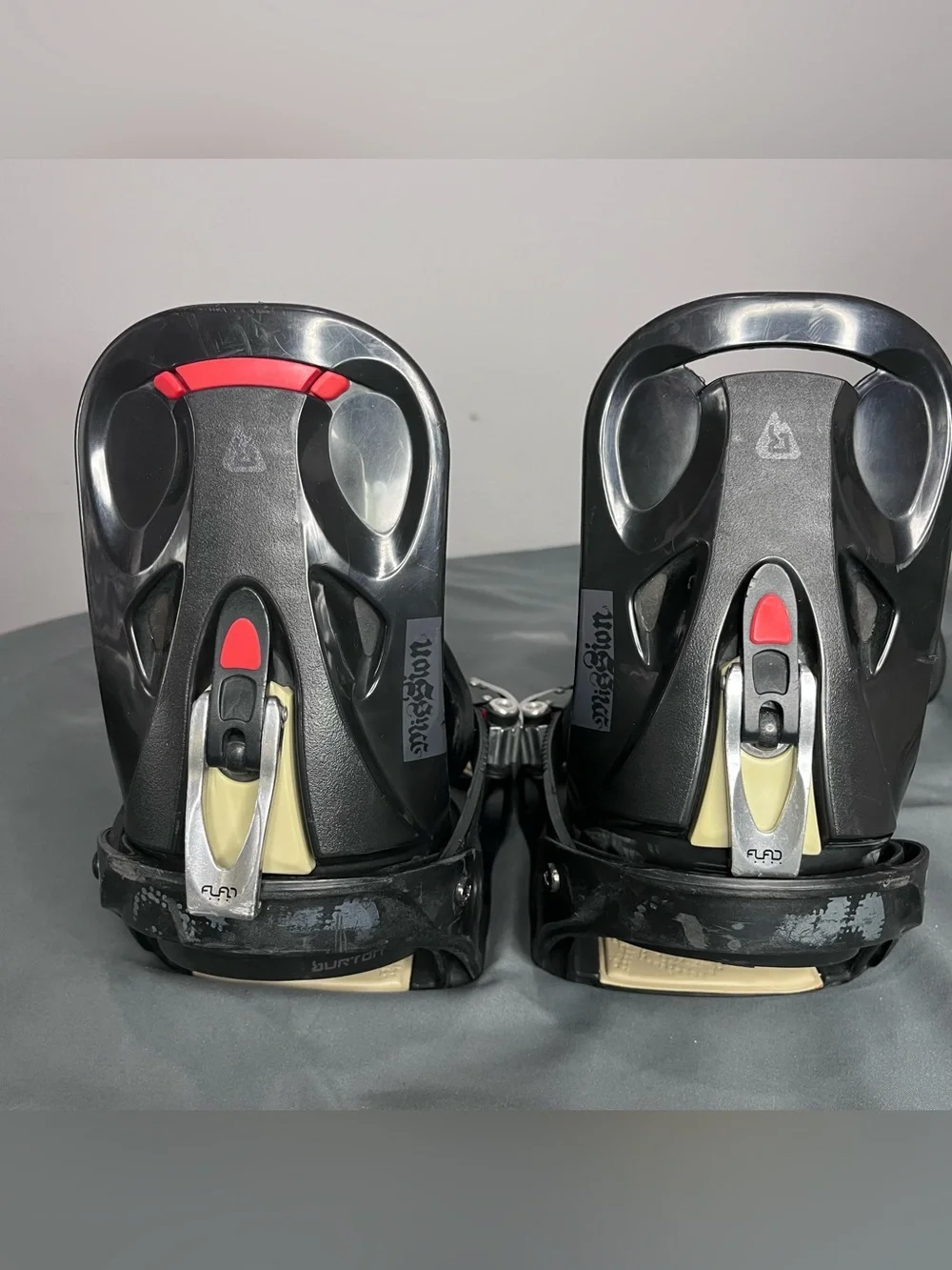 Burton Cartel Snowboard Bindings Limited Edition Mens Size Medium Box